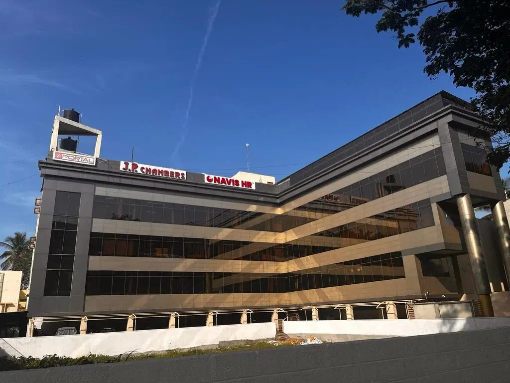 NAVIS HR Building