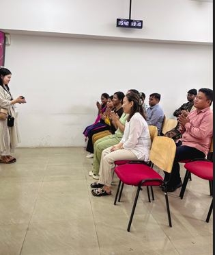 An orientation session explaining the SSW process